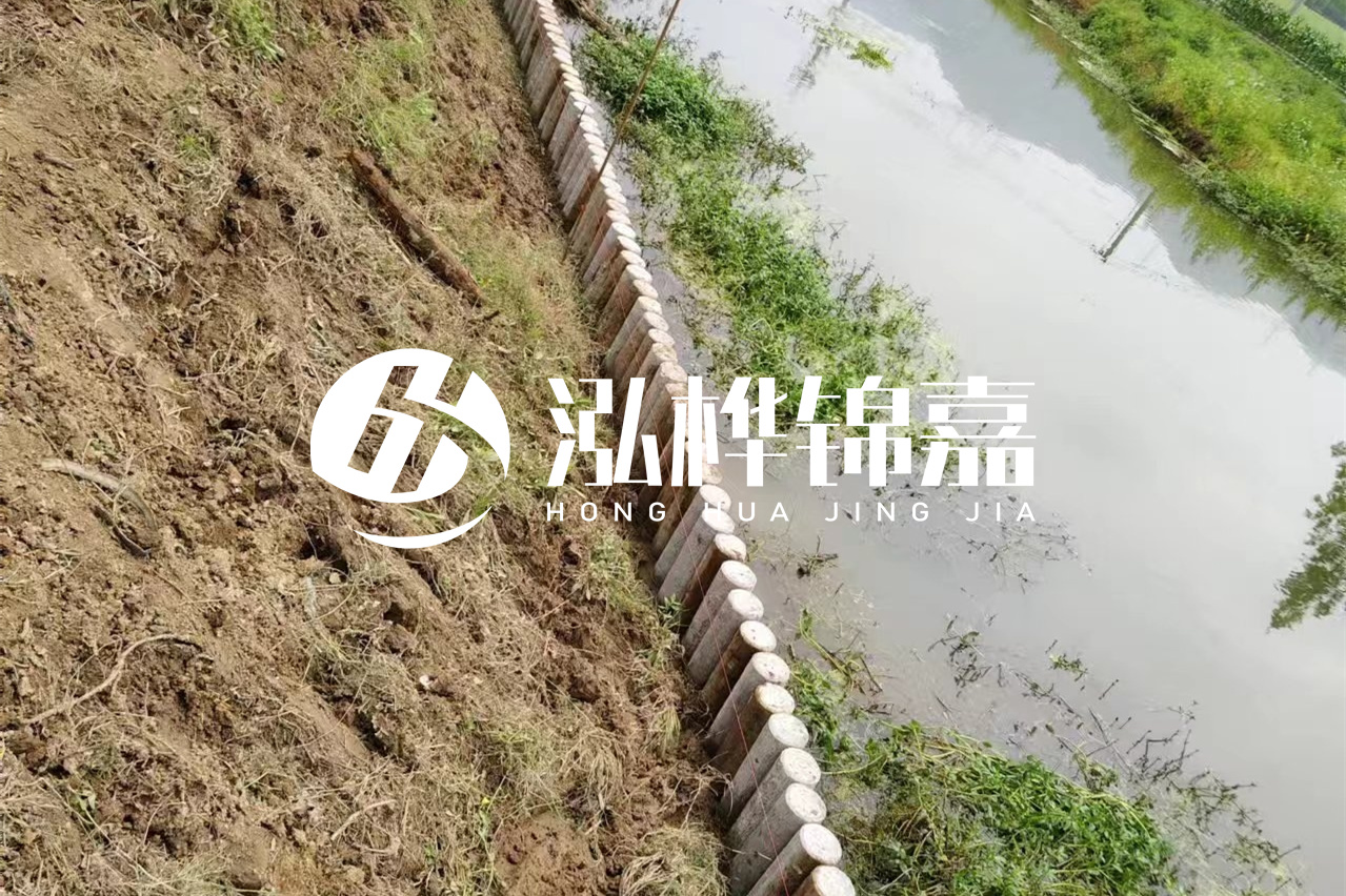 仿木樁施工前注意事項-水泥樁打樁機(jī)是怎么打樁的？