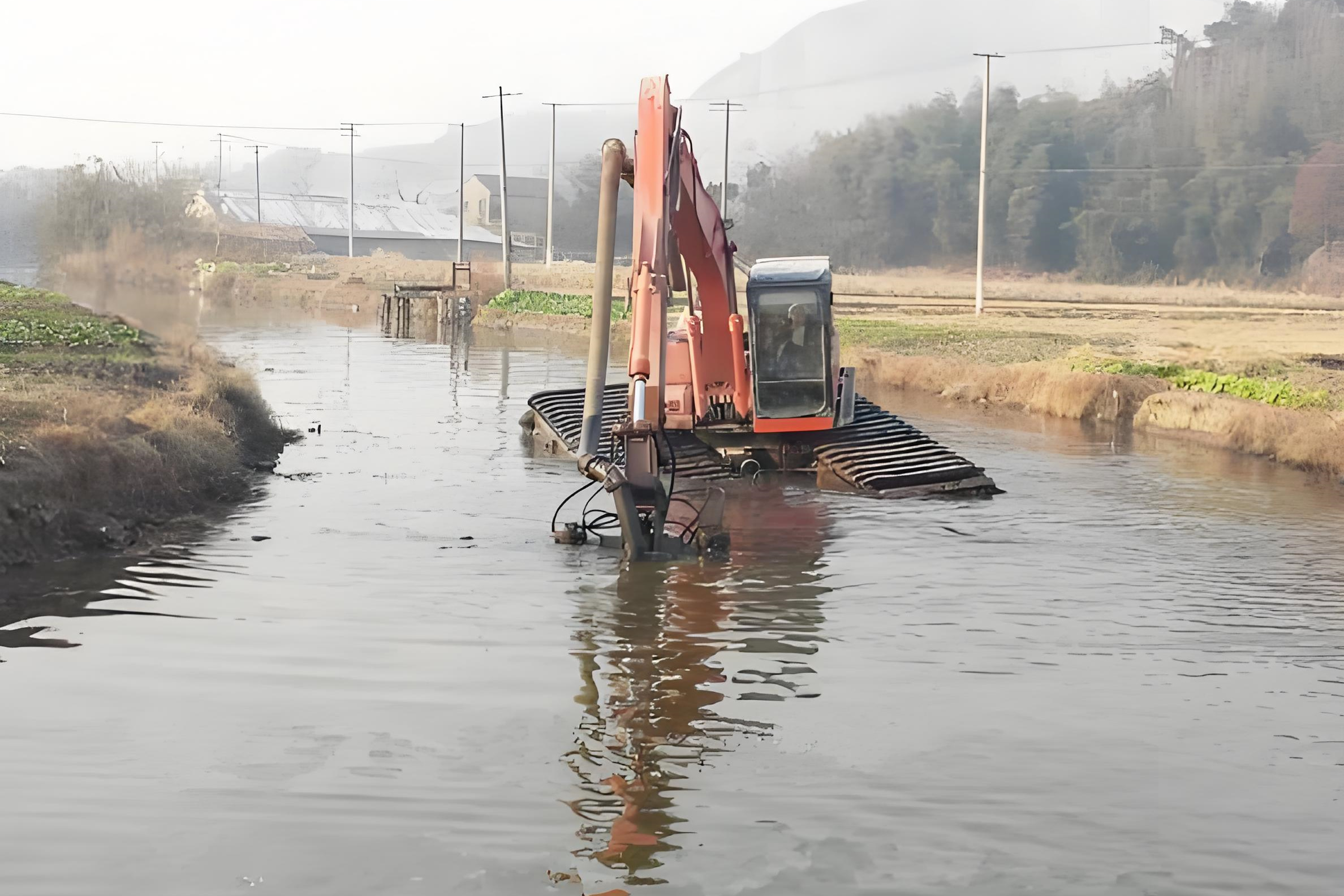 重慶渝中水上挖機(jī)清淤隊 - 魚塘清淤的成本大概是多少？